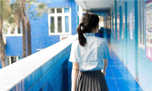 保亭如何找到一个可以帮助我生孩子的女人？